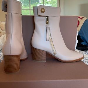 Light beige ITALIAN DESIGNER GIANVITO ROSSI leather CALF BOOTS - Never worn